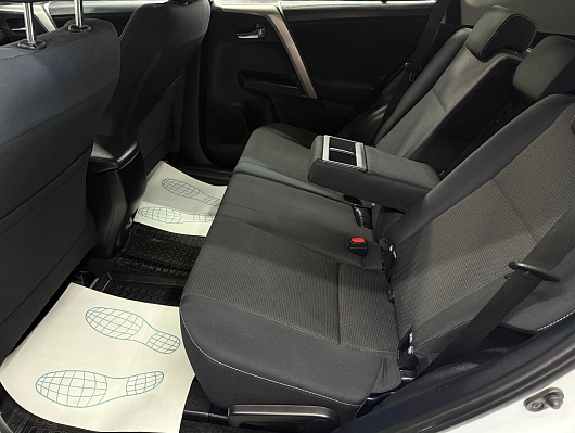 Toyota RAV4, 2018 года, пробег 122497 км