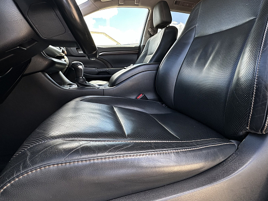 Toyota Highlander Люкс, 2014 года, пробег 166000 км