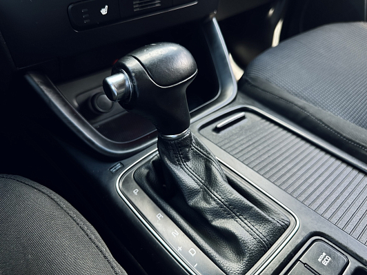 Kia Sorento New Comfort (2015), 2014 года, пробег 230000 км