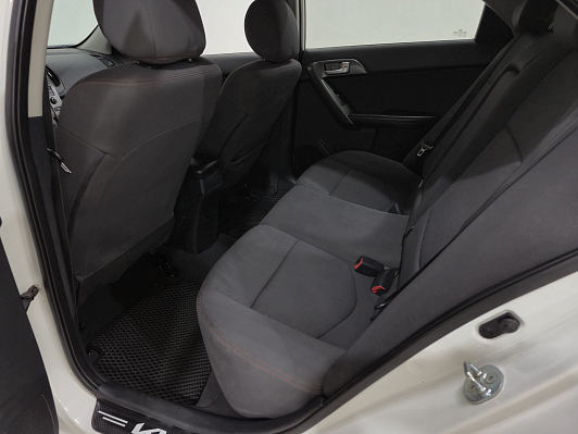 Kia Cerato, 2011 года, пробег 199987 км