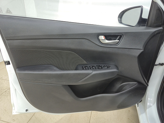 Hyundai Solaris Comfort, 2019 года, пробег 118567 км