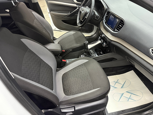 Lada (ВАЗ) Vesta, 2023 года, пробег 33945 км