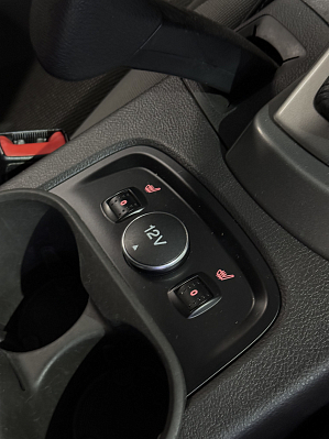 Ford Focus SYNC Edition, 2015 года, пробег 255000 км