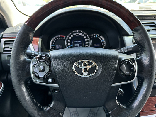 Toyota Camry, 2012 года, пробег 235000 км