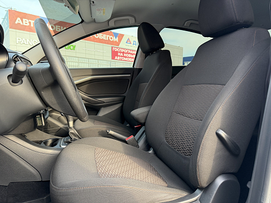 Lada (ВАЗ) Vesta Luxe, 2019 года, пробег 83000 км