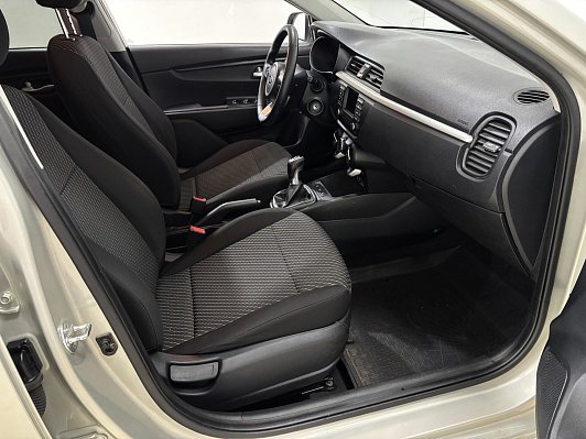 Kia Rio Luxe, 2018 года, пробег 285000 км