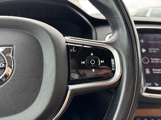 Volvo XC90 Inscription, 2015 года, пробег 97207 км
