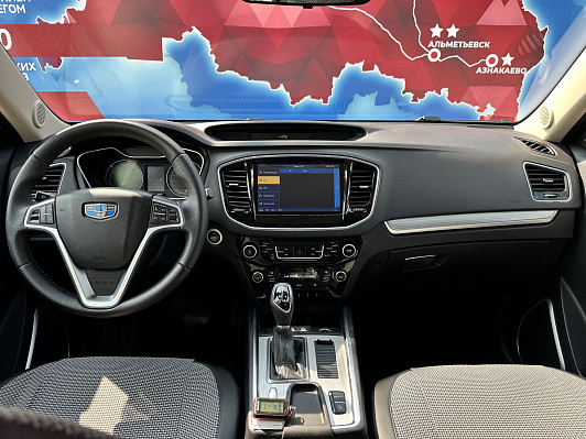 Geely Emgrand X7 Флагшип, 2021 года, пробег 45000 км