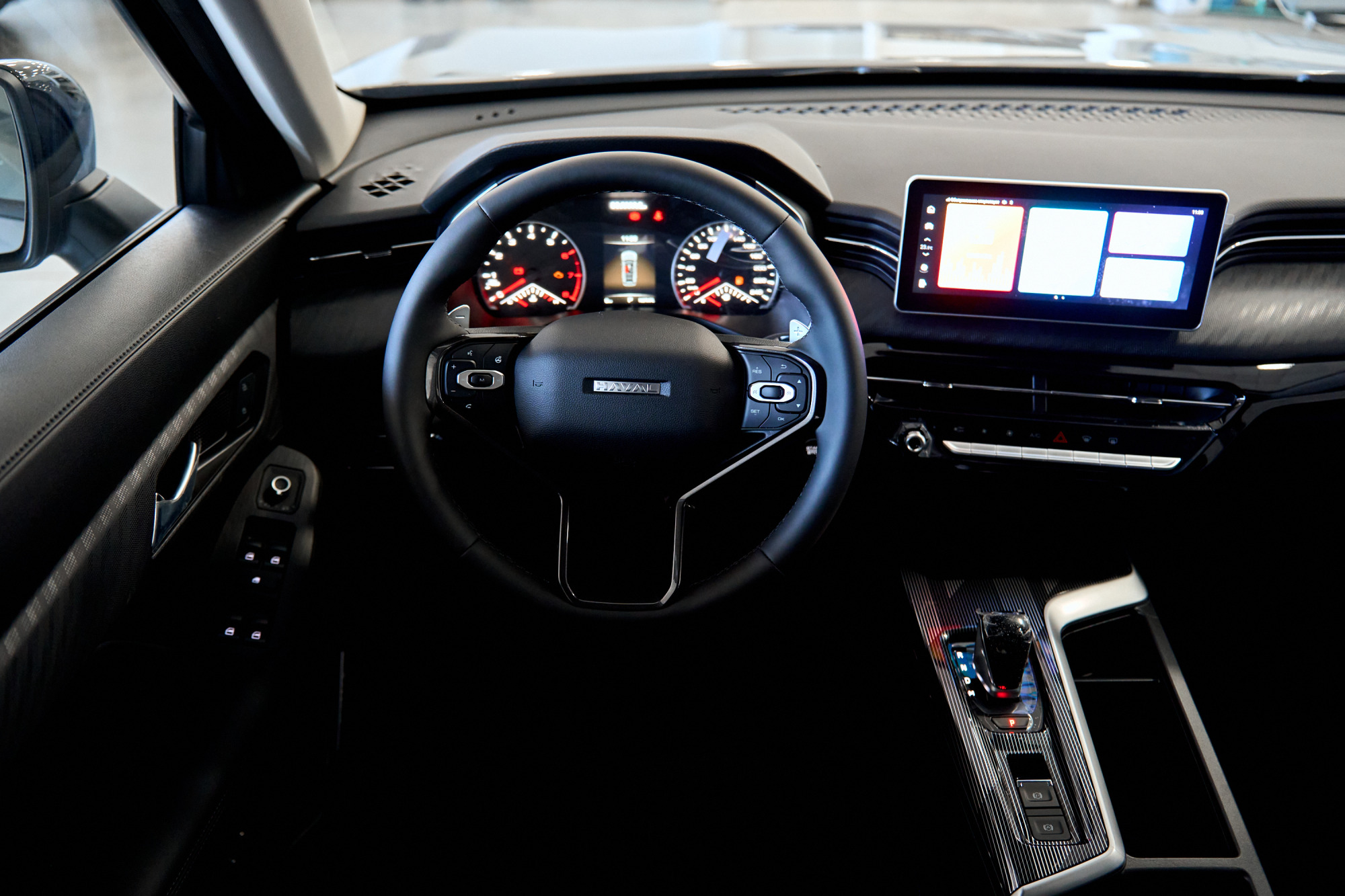 Haval Jolion Техно+, серый