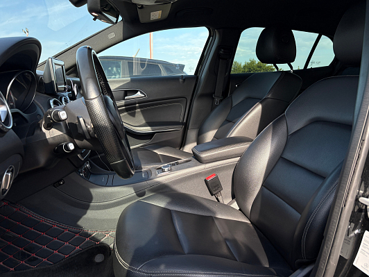Mercedes-Benz GLA GLA 250 4MATIC Особая серия, 2015 года, пробег 246083 км