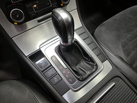 Volkswagen Passat Highline, 2011 года, пробег 225874 км