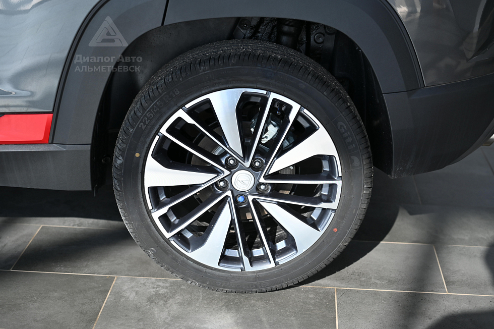 Changan CS35 Plus Техно, серебряный