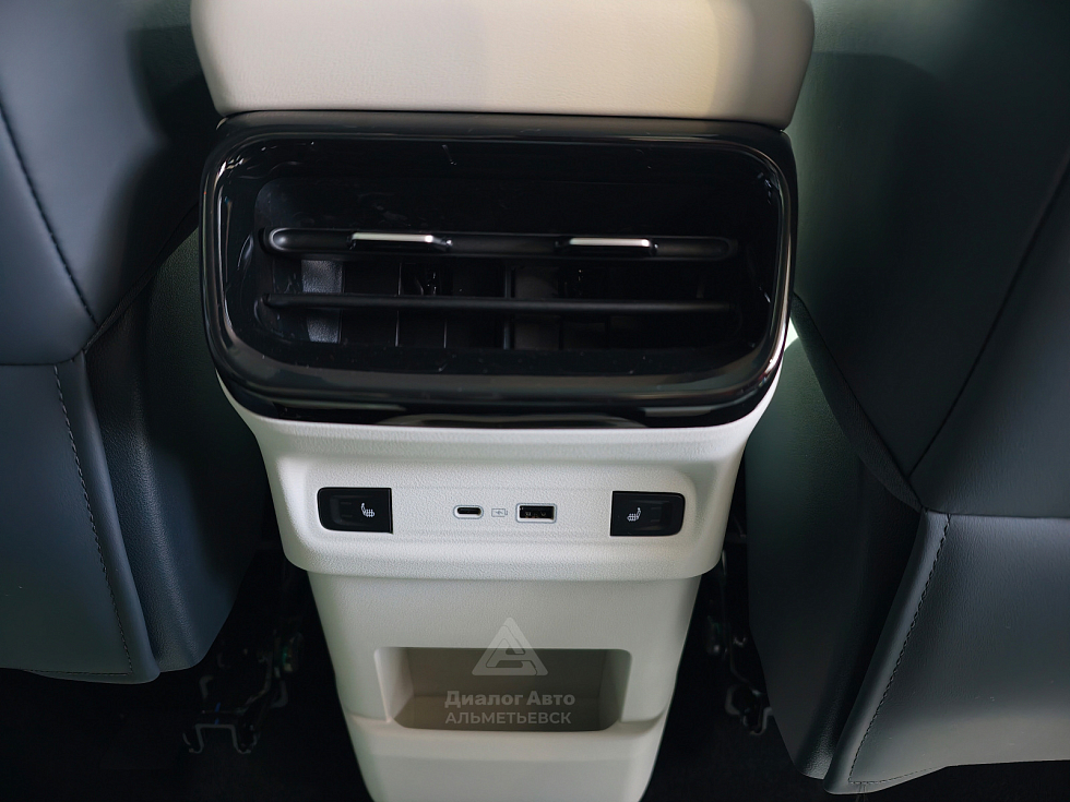 Geely EX5 Max, серый