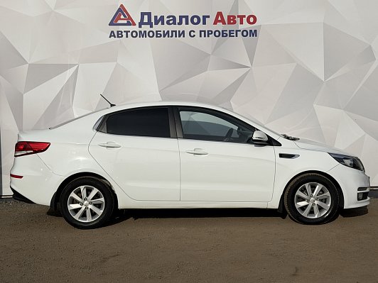 Kia Rio Prestige, 2015 года, пробег 168000 км
