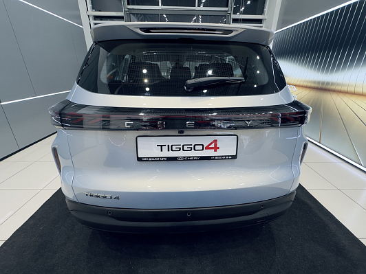 Chery Tiggo 4 MT Line, серебряный