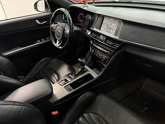Kia Optima GT, 2017 года, пробег 174000 км