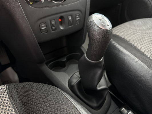 Renault Logan Privilege, 2014 года, пробег 153000 км