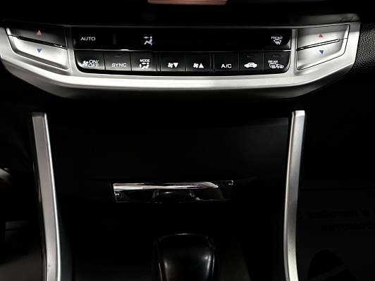 Honda Accord Elegance, 2013 года, пробег 178000 км