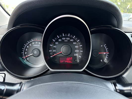 Kia Rio Comfort, 2016 года, пробег 178000 км