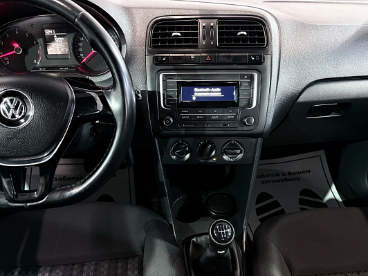 Volkswagen Polo Comfortline, 2018 года, пробег 187000 км