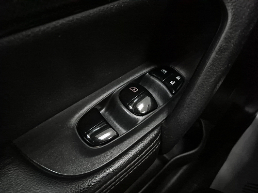 Nissan X-Trail SE+, 2015 года, пробег 206794 км
