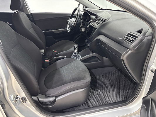 Kia Rio Prestige, 2015 года, пробег 165064 км