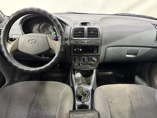 Hyundai Accent, 2002 года, пробег 336906 км