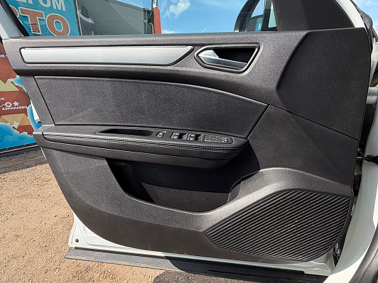 Renault Arkana Style, 2021 года, пробег 117240 км