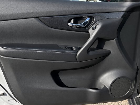 Nissan X-Trail LE Top, 2017 года, пробег 143292 км