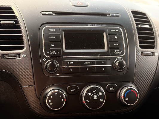 Kia Cerato Comfort, 2015 года, пробег 106580 км