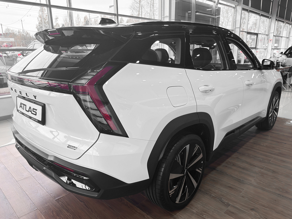 Geely Atlas , белый