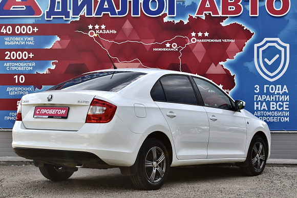 Skoda Rapid, 2015 года, пробег 196000 км