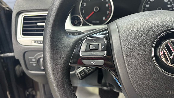 Volkswagen Touareg Business, 2014 года, пробег 192000 км