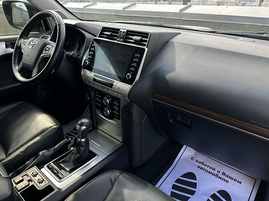 Toyota Land Cruiser Prado, 2021 года, пробег 123000 км