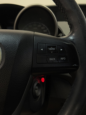 Mazda 3 Touring Plus, 2012 года, пробег 156000 км