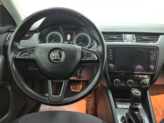 Skoda Octavia, 2017 года, пробег 265876 км