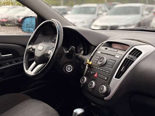 Kia Ceed Comfort, 2010 года, пробег 222725 км