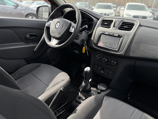 Renault Sandero Confort, 2014 года, пробег 219536 км