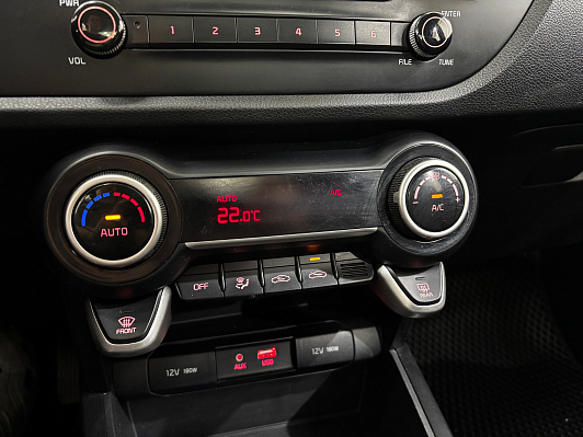 Kia Rio Luxe, 2017 года, пробег 202208 км