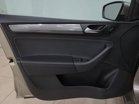 Volkswagen Polo Status, 2020 года, пробег 111761 км