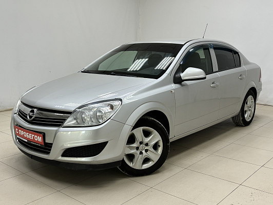 Opel Astra, 2013 года, пробег 138000 км