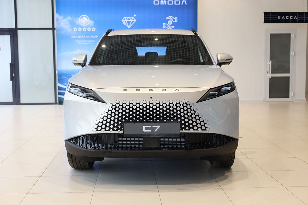 Omoda C7 Supreme, серебряный