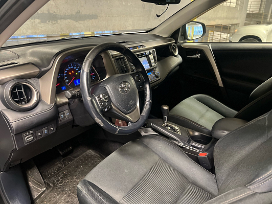 Toyota RAV4 Комфорт Плюс, 2014 года, пробег 177000 км