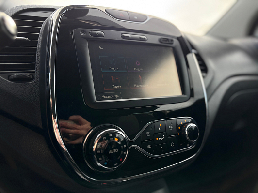 Renault Kaptur Style, 2017 года, пробег 88960 км