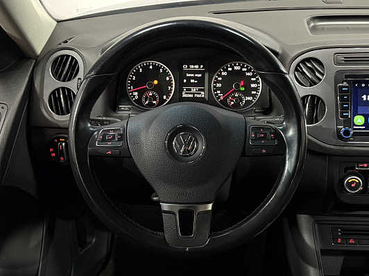Volkswagen Tiguan Avenue, 2013 года, пробег 201000 км
