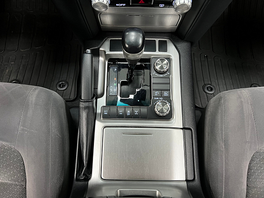Toyota Land Cruiser, 2018 года, пробег 190000 км