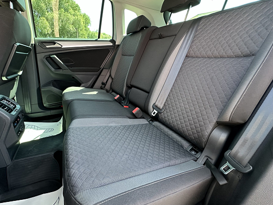 Volkswagen Tiguan Highline, 2019 года, пробег 90406 км