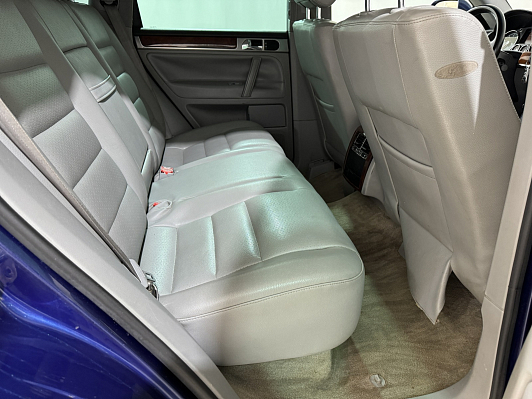 Volkswagen Touareg, 2003 года, пробег 370929 км