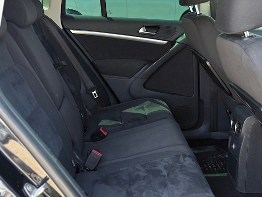 Volkswagen Tiguan Adventure, 2012 года, пробег 247062 км