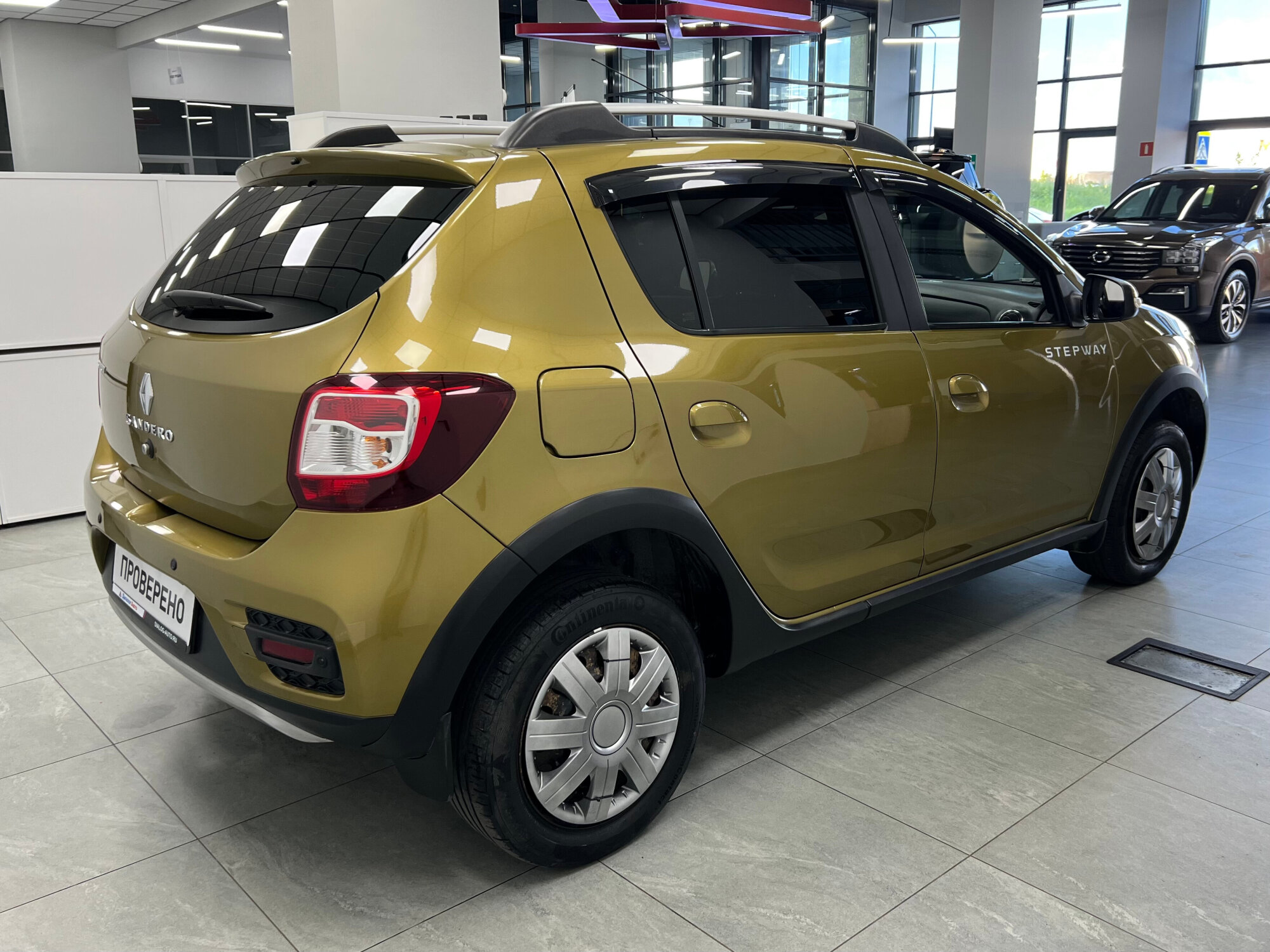 Renault Sandero Stepway Drive, 2018 года, пробег 120000 км